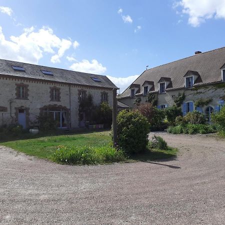 Bed and Breakfast Ferme De La Basse-Cour Gommerville Esterno foto