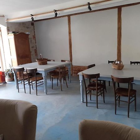 Bed and Breakfast Ferme De La Basse-Cour Gommerville Esterno foto