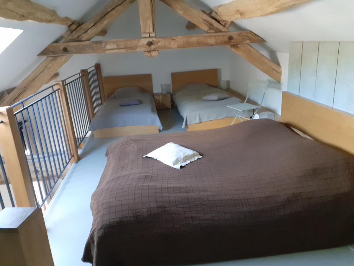 Bed and Breakfast Ferme De La Basse-Cour Gommerville Esterno foto