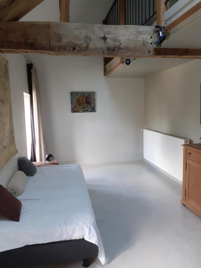 Bed and Breakfast Ferme De La Basse-Cour Gommerville Esterno foto